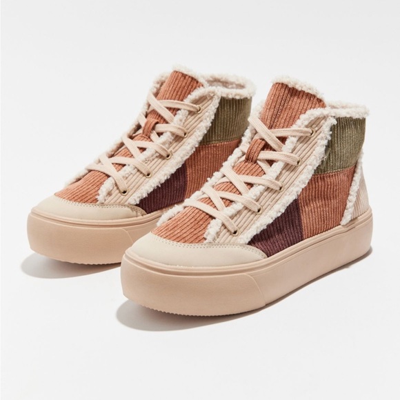 Rocket Dog Flair Corduroy Patchwork Platform Sneakers - Picture 2 of 8